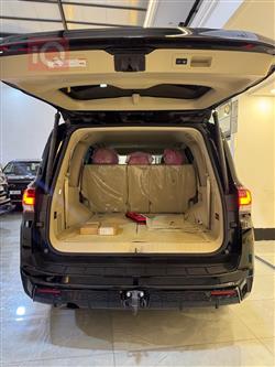 تۆیۆتا لاند کروزەر